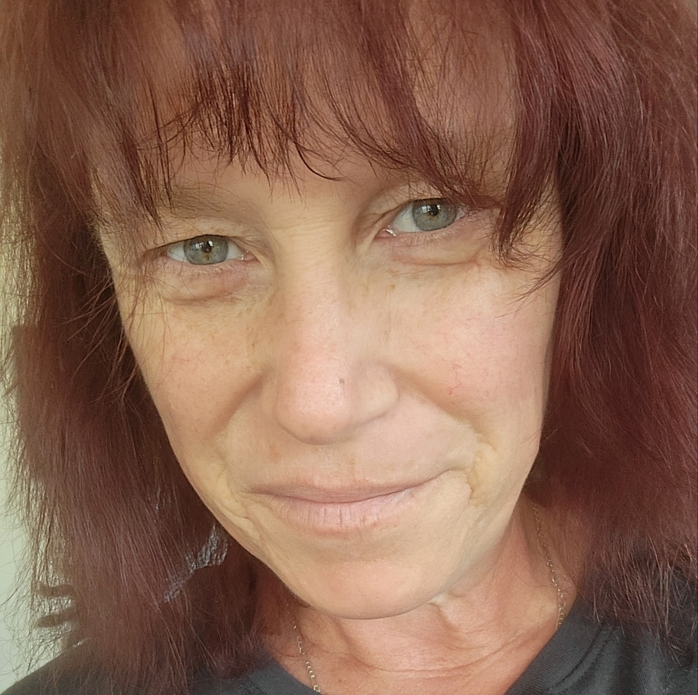 Meet your Posher, Dayna